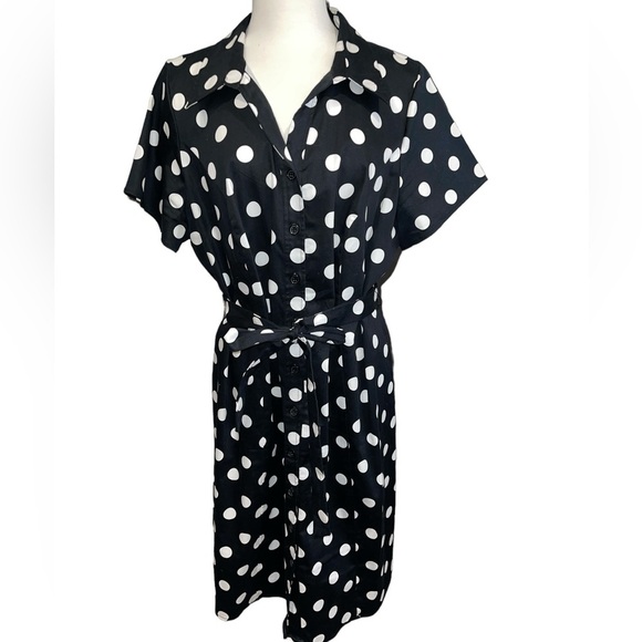 Lane Bryant Dress Size 22 Black w/White Polka Dots Button Up Collared Belted - Picture 1 of 9